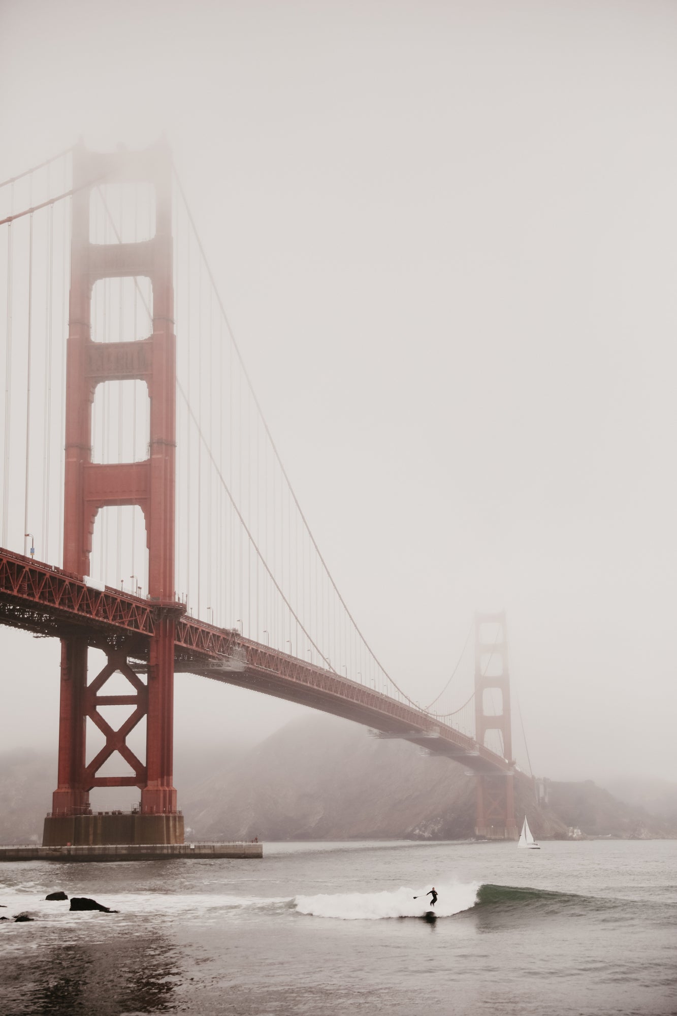 "Grand surfer, petit pont"